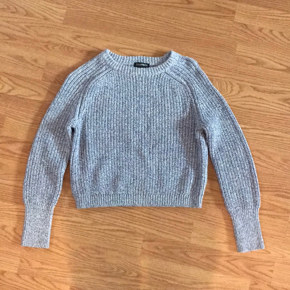 Cropped knit sweater